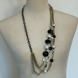 Elegant Black and Gold Women's Necklace
